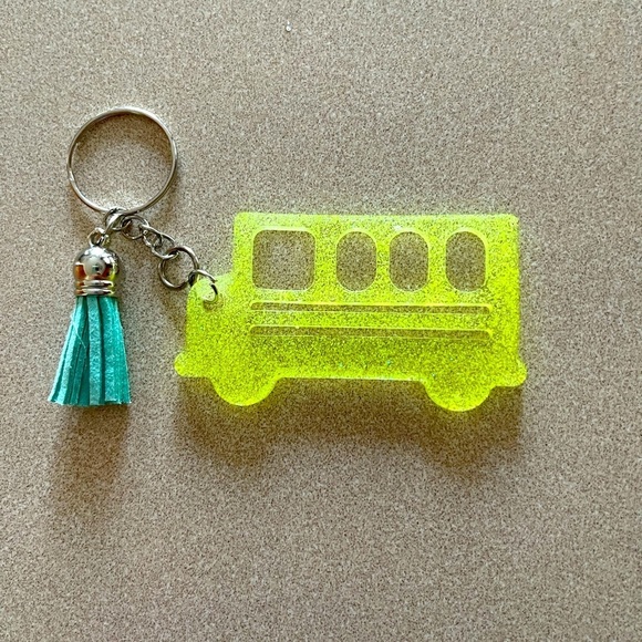 Hand Crafted Other - 🎉🎉2x HP🎉🎉 Handmade School Bus Keychain